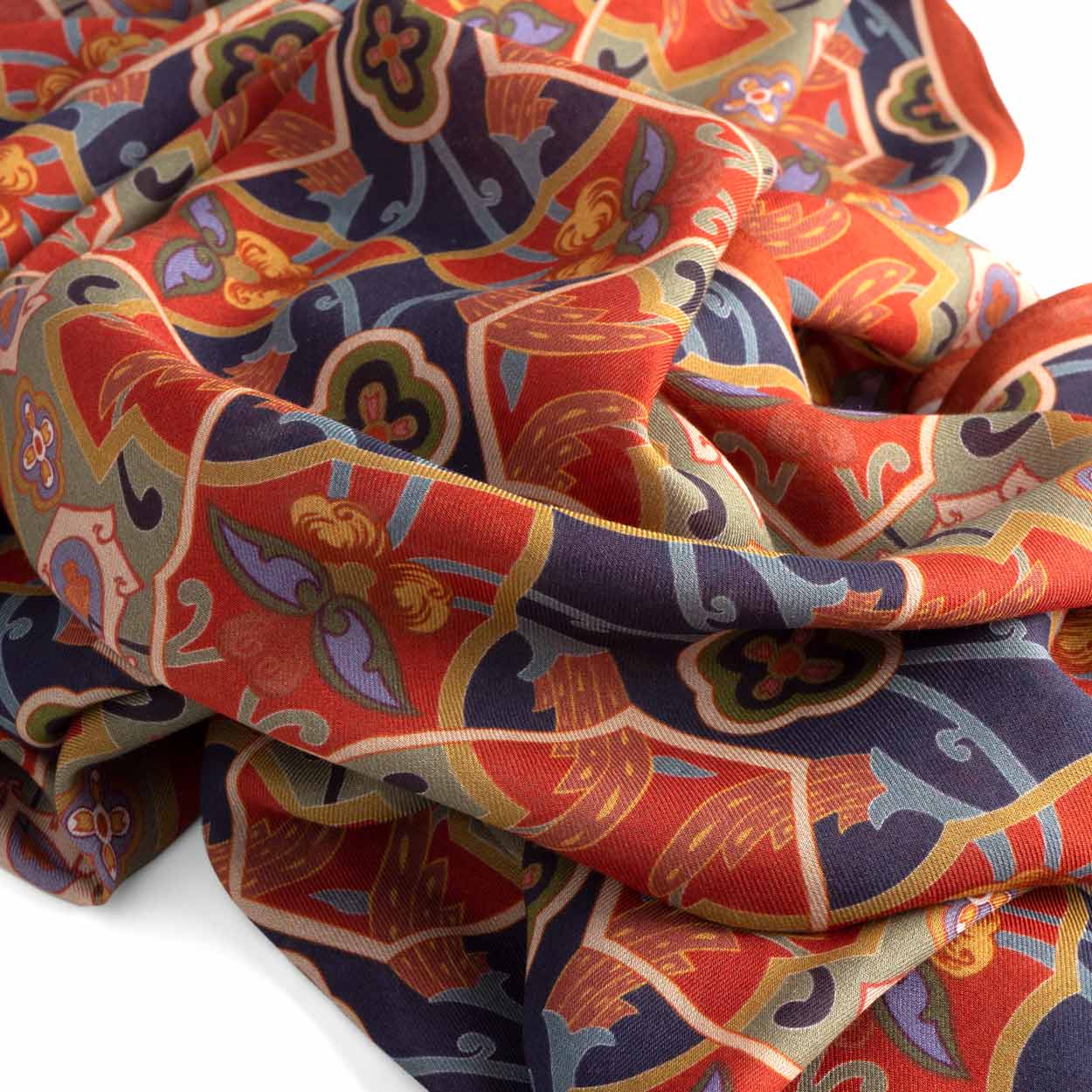 Scarf with blue and red print for women