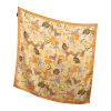 Pañuelo de seda cuadrado grande con print floral en tonos mostaza