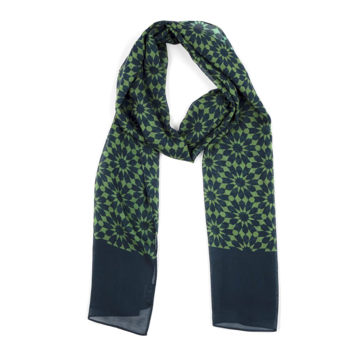 Green scarf for men and women with geometric print
